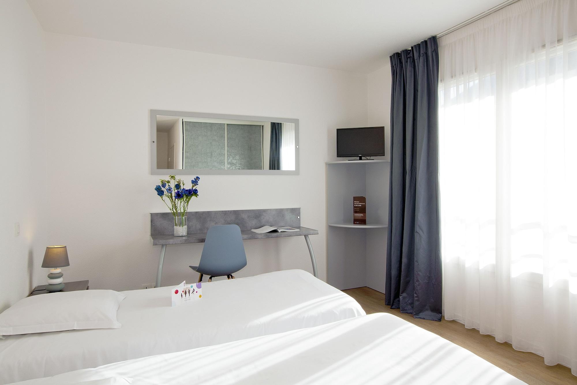 Cerise Lannion Aparthotel Exteriör bild